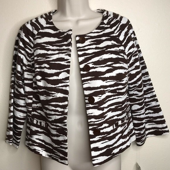 NWT Anne Klein Cropped 3/4 Sleeve Zebra Print Brown Cream Faux Pockets Size 2 - Picture 3 of 16